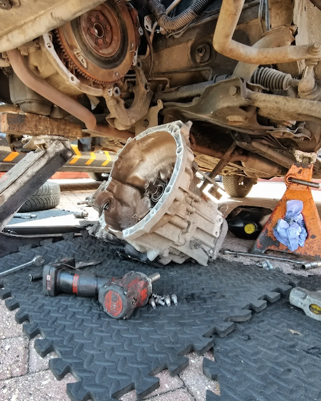 Gearbox removed during a mobile clutch replacement in Southampton